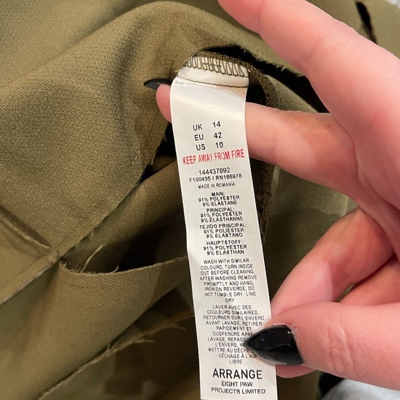 Arrange by ASOS boxy seamed Chic Olive Green Women's Top with black tie detail - Picture 8 of 8